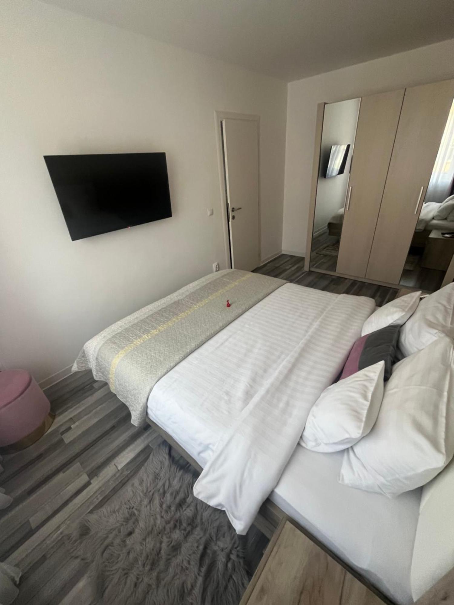 Luxury Apartment Sibiu Exterior photo